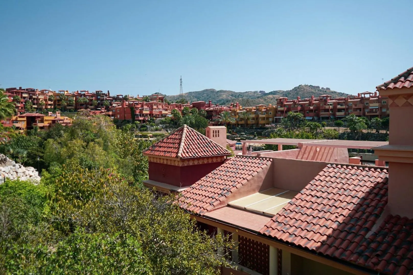 Apartment Two Bedroom Penthouse Marbella, With Sea Views Near Golf And Beaches