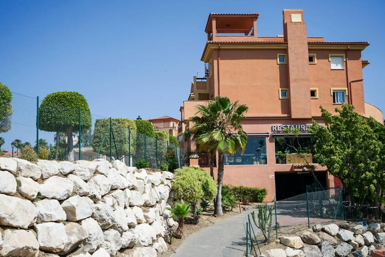 Two Bedroom Penthouse Marbella, With Sea Views Near Golf And Beaches 0*, Marbella