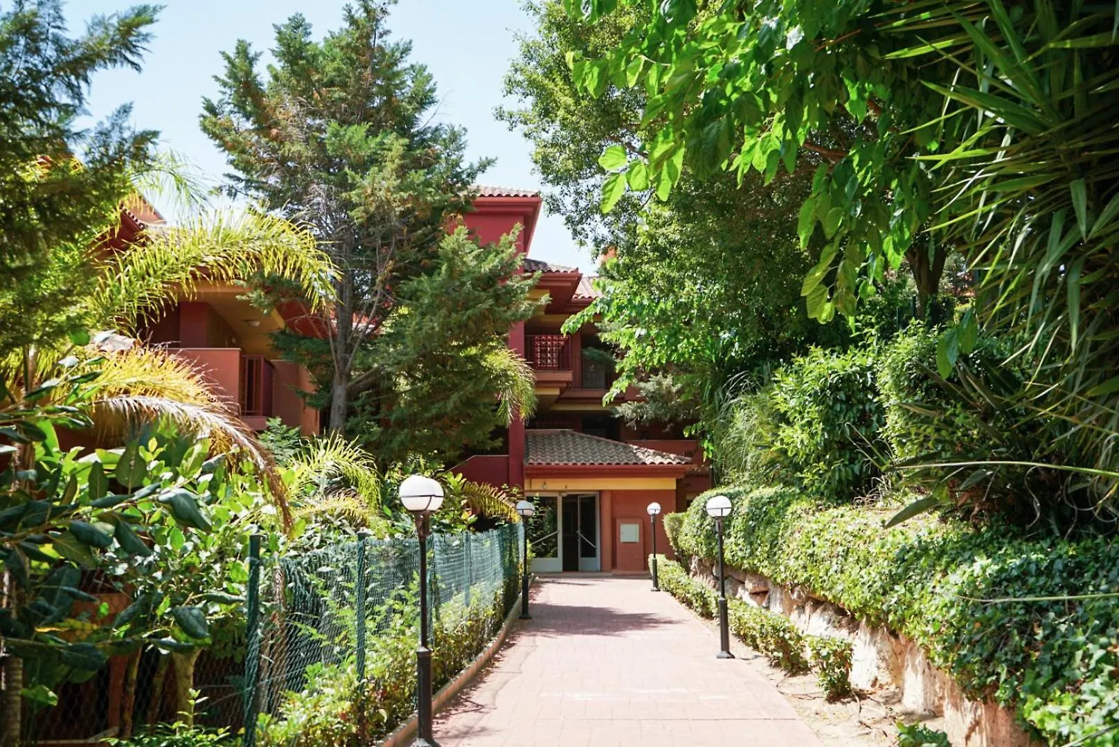 Two Bedroom Penthouse Marbella, With Sea Views Near Golf And Beaches