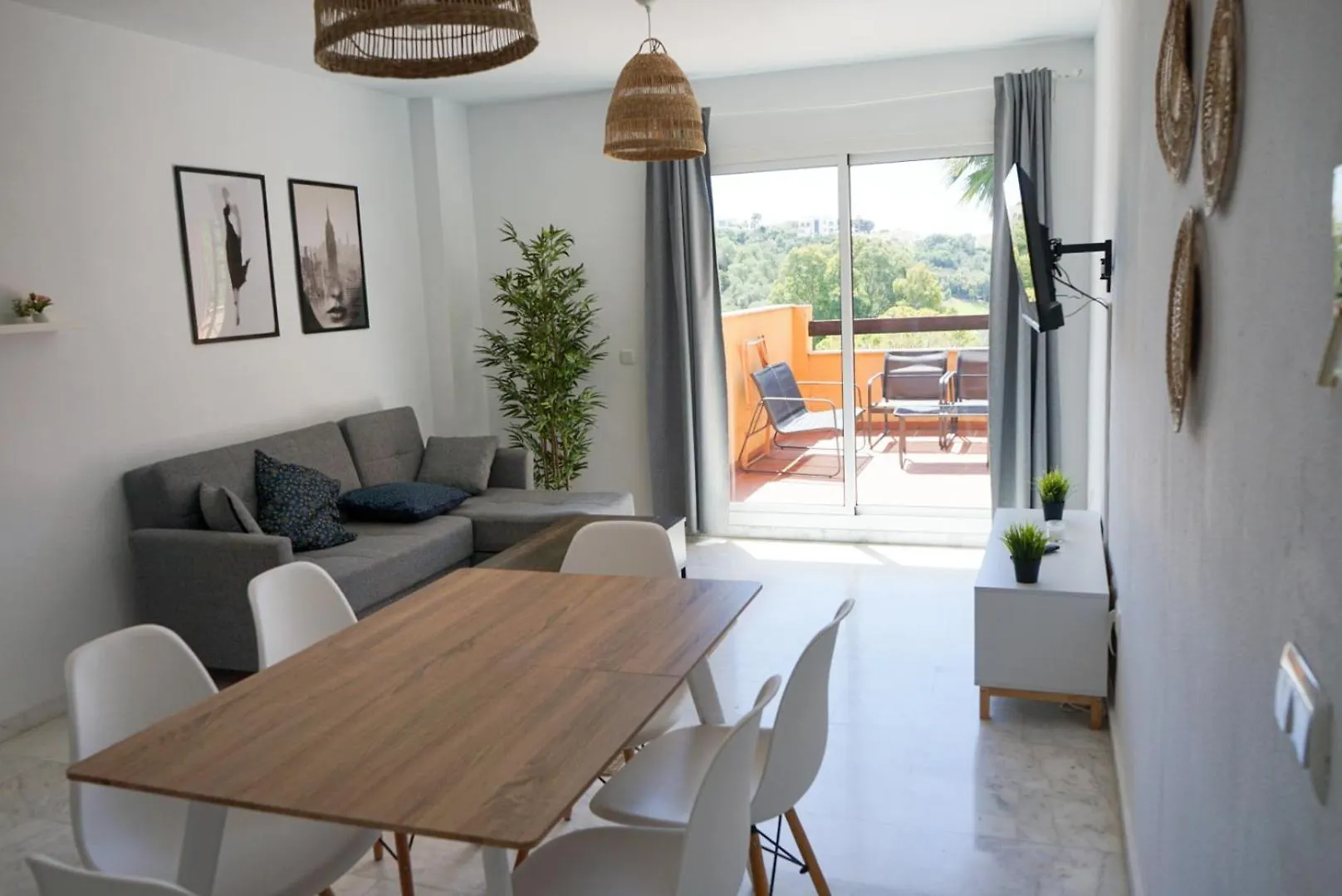 Two Bedroom Penthouse Marbella, With Sea Views Near Golf And Beaches Apartment Marbella